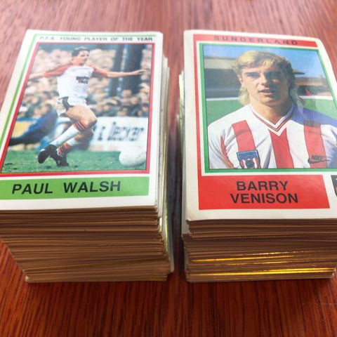 Panini England 85 klistremerker fotballkort stickers 1985 Kjøp de du mangler!
