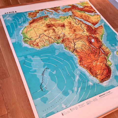 Flott vintage skolekart for Afrika fra 1974