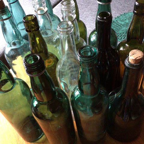 Gamle flasker fra vinmonopolet
