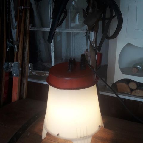 BØTTE LAMPE