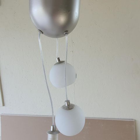 Pent brukt taklampe