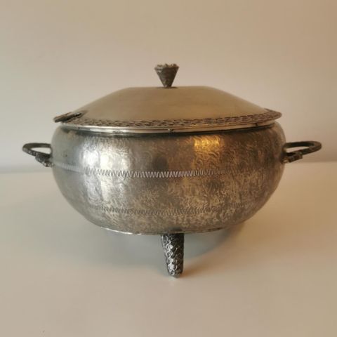 Tinn-kjele med ause (Handmade Pewter, Wiik Norway)