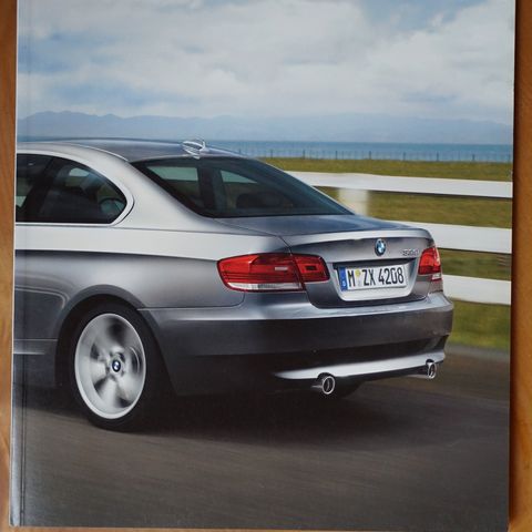 BMW 3 series coupe 2007 brosjyre på engelsk 320-335e