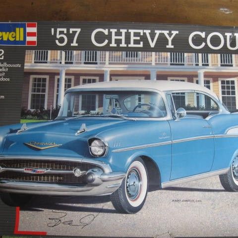 1/12 Revell - Chevy Coupe 1957 mod - 426mm - (som ny i eske).