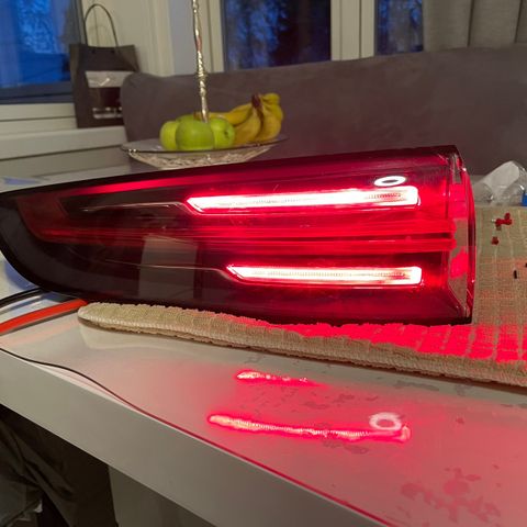 Porsche Cayenne 2018 baklykt /LED