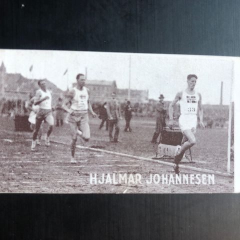 Hjalmar Johannesen Birger Kraft 800 friidrett sigarettkort 1930 Tiedemanns