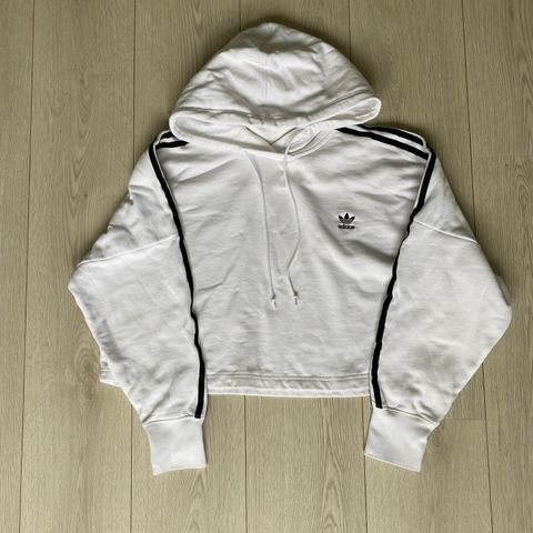 Adidas hettegenser