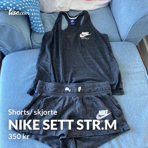 Nike sett shorts/ singlet str. M selges 220kr