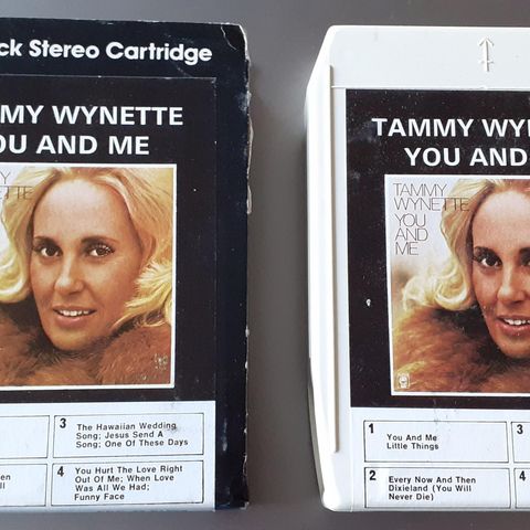 Tammy Wynette 8 spors kassetter / God stand / 2 med originalt "slip cover"