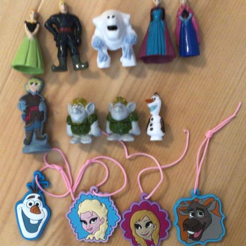 Disney Frozen samlefigurer fra Zaini sjokoladeegg