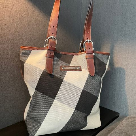 Burberry veske