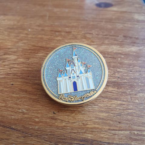 Disney pin