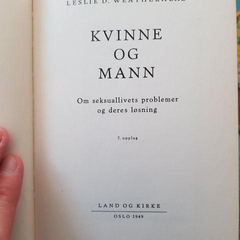 Kvinne og mann av Leslie D. Westherhead