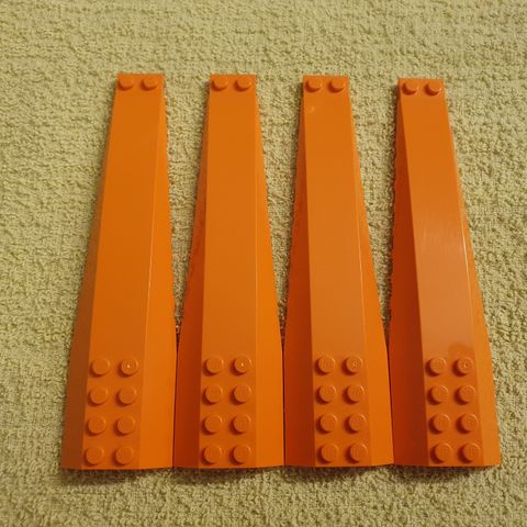 LEGO Wedge 16 x 4 Triple Curved (45301) Orange