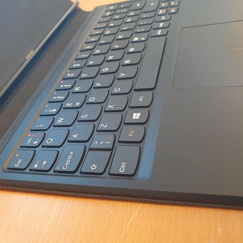 Nye tastaturer til Lenovo miix 3-1030 ideapad