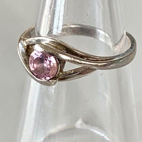 Ekte sølv ring med rosa stein