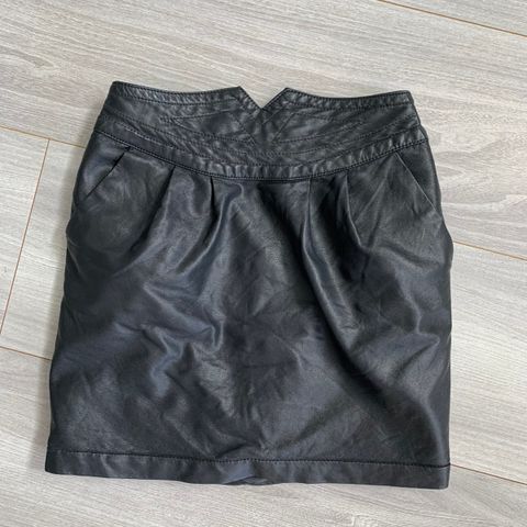 Starlight party skirt «skinn» miniskjørt str 36