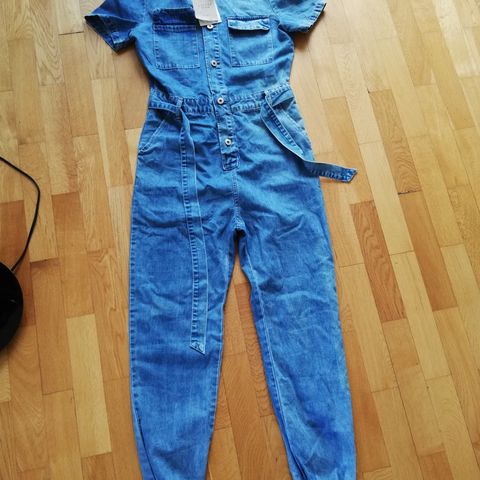 "Onepiece" Jeans.