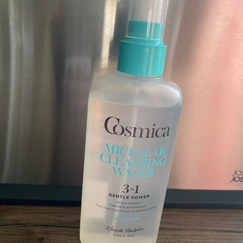 Ubrukt Cosmica micellar cleansing water 3 in 1 gentle power  i str. 200ml.