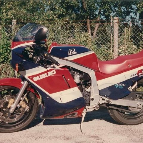 Ønsker å kjøpe nye eller strøkne originale deler til 86mod Gsxr 1100.