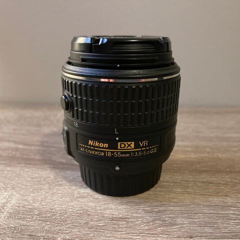 Nikon 18–55mm objektiv