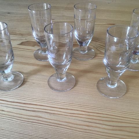 6 gamle fine drammeglass