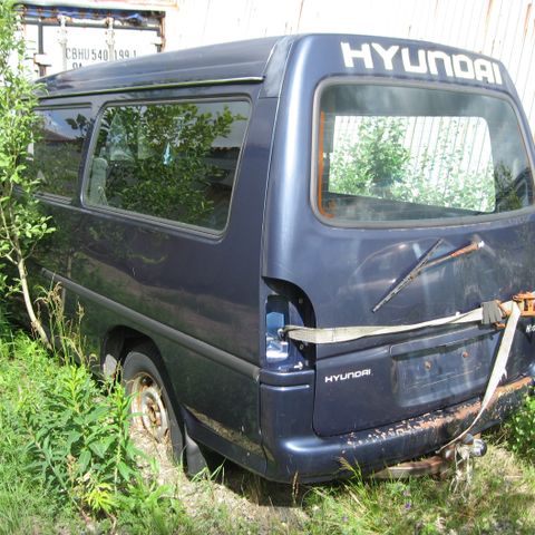 1994. HYUNDAI H 100.  Årg. 03/1994 - 01/1998 . SELGES I DELER. H 100. BENSIN.