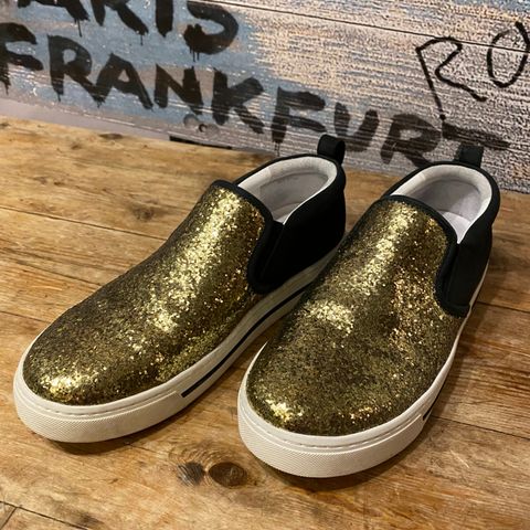 Marc Jacobs gull vans str 38 (som nye!)