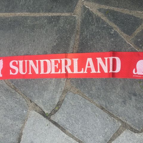 Sunderland - vintage silkeskjerf fra 70-tallet