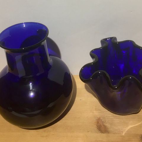 Vaser i Koboltblått
