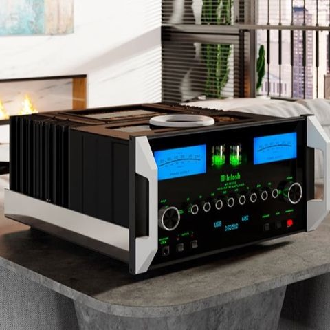 McIntosh MA12000 - Oslo Hi-Fi Center