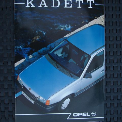 BROSJYRE OPEL KADETT 1991 MODELL
