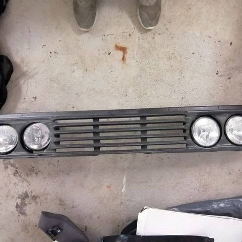 Zender lyktegrill til VW Golf 1 med lykter