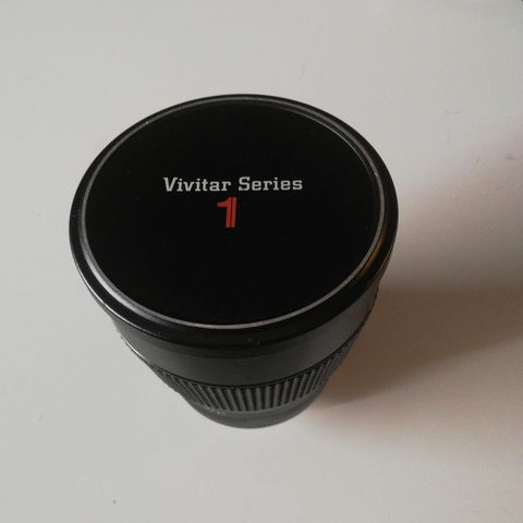 Vivitar series 1 135mm f2. 3