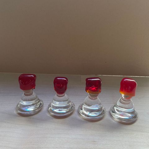 4 x rødnissebarn fra Hadeland Glassverk