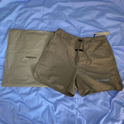 Fear of god Essentials Volley shorts Størrelse M