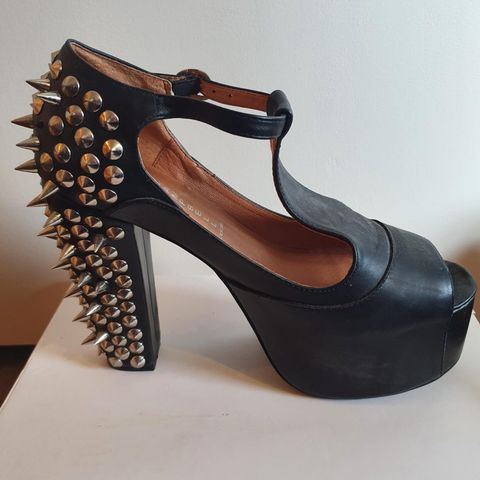 Ubrukte Jeffrey Campbell sko str 39