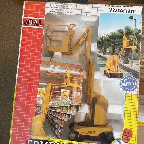 Toucan Joal Compact Grove Manlift Skala 1:25