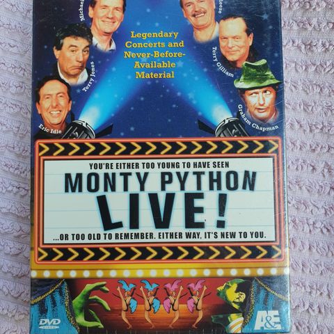 Monty Pyton LIVE  DVD i plast