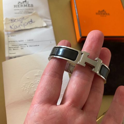Knapt brukt Sort Hermes  Bracelet Clic H Paladie PM vurderes solgt