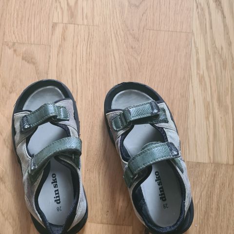 Sandaler 28
