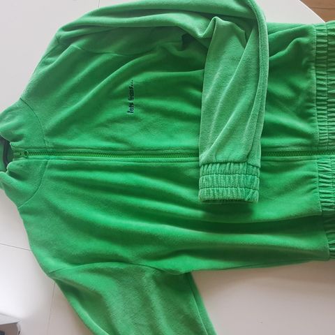 Kul grønn zip-jakke Urban outfitters