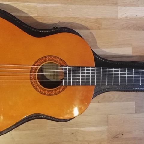 Yamaha klassisk gitar