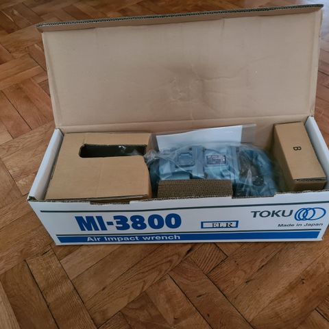 Muttertrekker Impact wrench Toku MI-3800 Air 2012