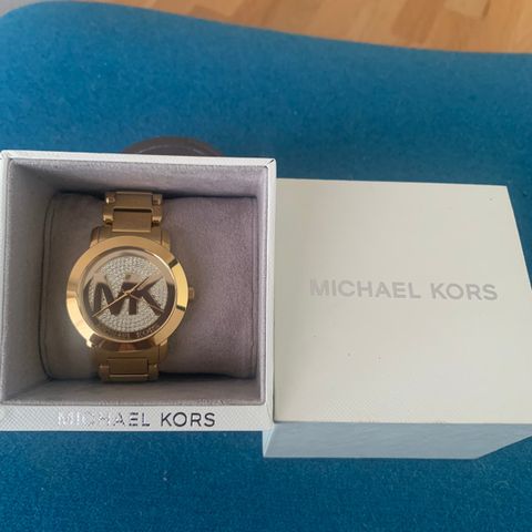 dame klokk/ Michael kors