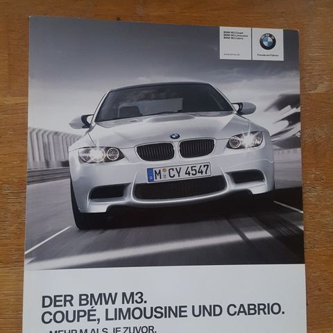 Brosjyre BMW M3 Coupe, Limousine og Cabrio 2010