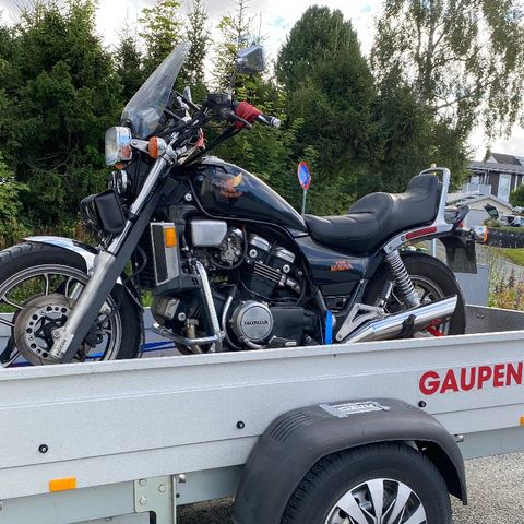 Utleie. Tilhenger m/tipp og lasterampe Transport av MC, ATV, moped, flytting