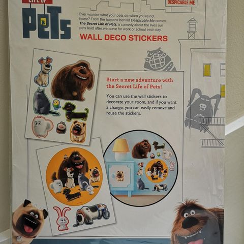 Vegg/skap stickers fra "The secret life of Pets" 