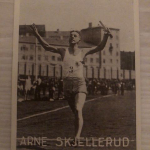 Arne Skjellerud Lillehammerr 100 meter sigarettkort 1930 Tiedemanns Tobak!