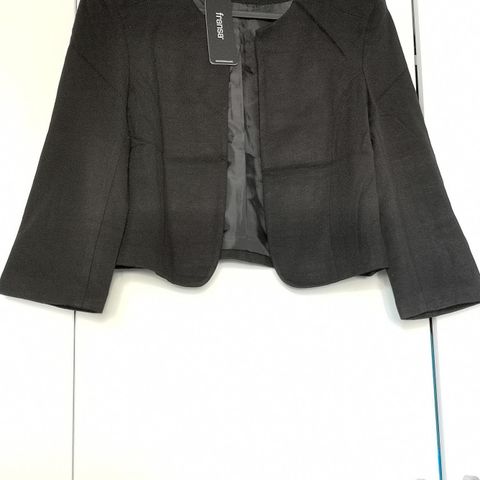 Helt ny Blazer fra Fransa strl. 40 (M)